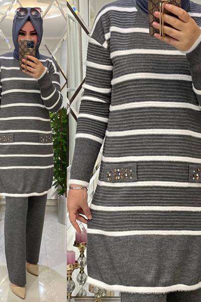 Cep kapakları taşlı yumoş triko takım gri