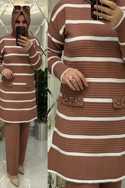 Cep kapakları taşlı yumoş triko takım gül