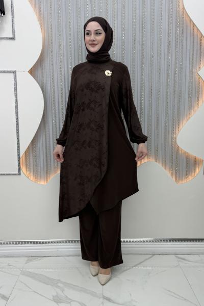 Gülümser Pantolonlu Takım Kahverengi