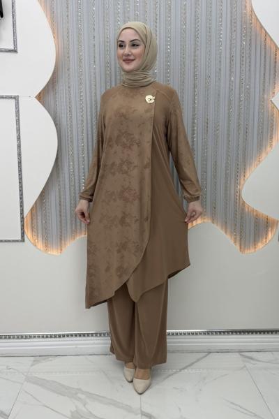 Gülümser Pantolonlu Takım Vizon