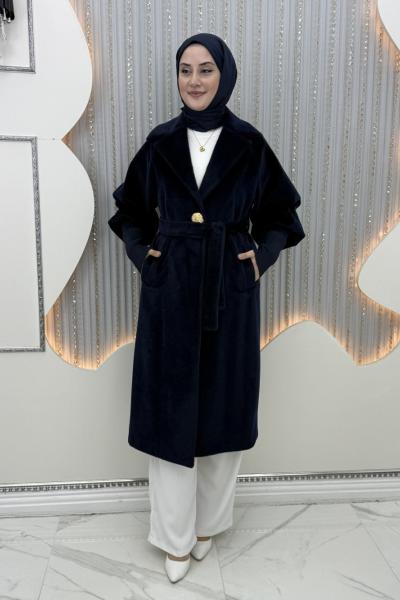 Melinda Kaban Lacivert