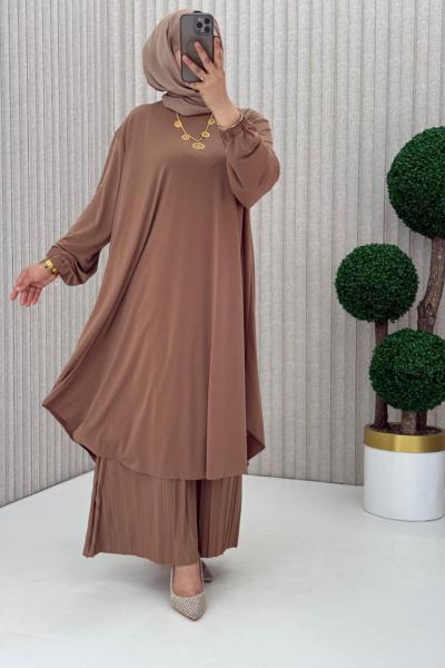 Suzan Piliseli Pantolonlu Takım Taba