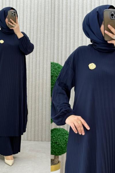 Nurgül Takım Lacivert