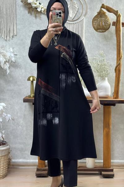 SARA TUNİK